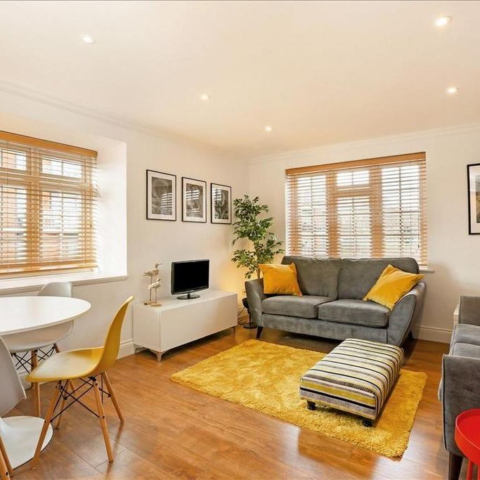 2 bedroom flat to rent - Photo 1