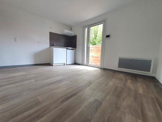 Location Maison 2 pièces 27m² MONT DE MARSAN 40000 - Photo 1