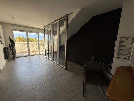 Location Appartement 4 pièces 131m² TOULON 83100 - Photo 1