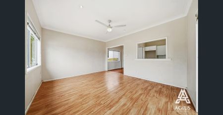 Spacious Family Home in a Prime Location - Photo 2