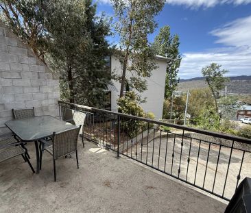 Modern, Low-Maintenance Living in a Quiet Jindabyne Location - Photo 6