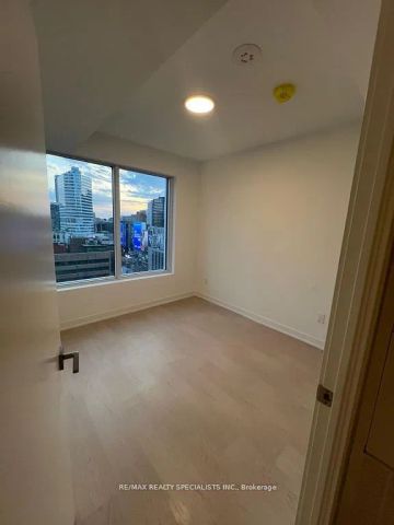 252 Church Street E #2216 - Photo 3