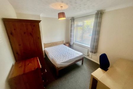 South Park Avenue - Photo 2