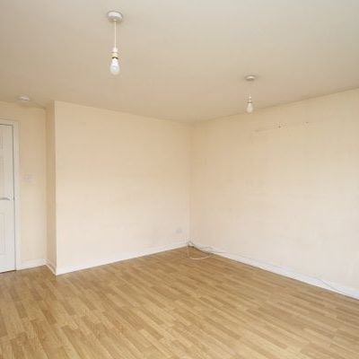 Hamiltonhill Gardens, Glasgow, G22 - Photo 1