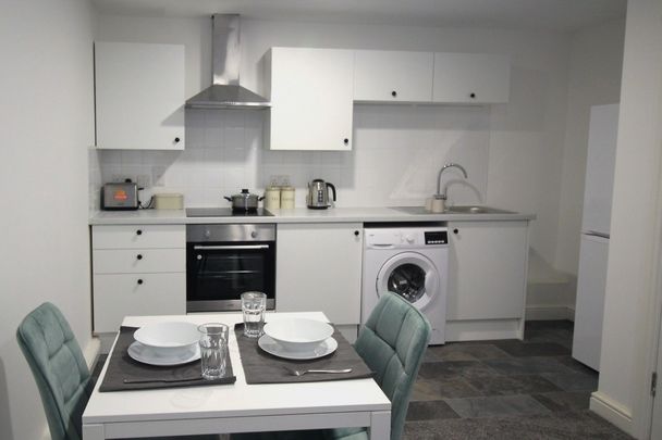 2 Bedroom Apartment - Photo 1