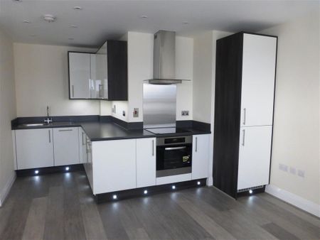 Heron Way, Maidenhead - Photo 4