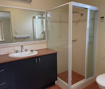 Large Family Home In A Great Location - Photo 5