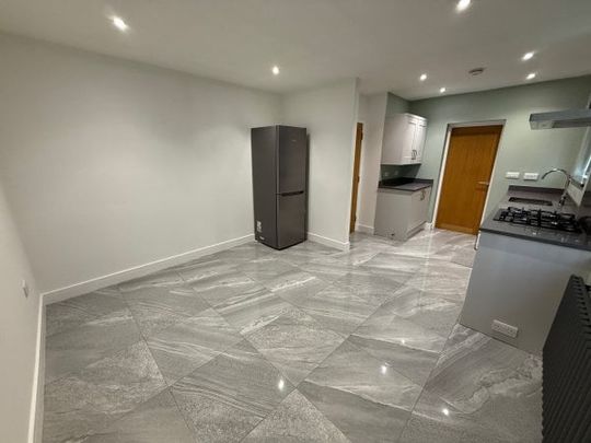 Fernleigh Avenue, Nottingham, NG3 - Photo 1