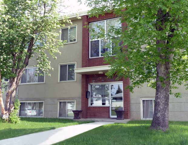 Prince Rupert Apartments | 11225 117 Street NW, Edmonton - Photo 1