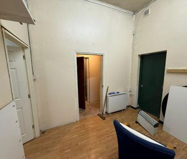 1 bedroom property to rent - Photo 6