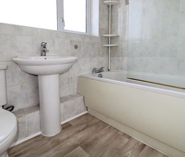 3 bedroom property to rent - Photo 4