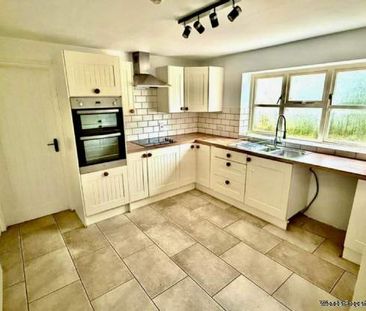 3 bedroom property to rent in Warminster - Photo 1