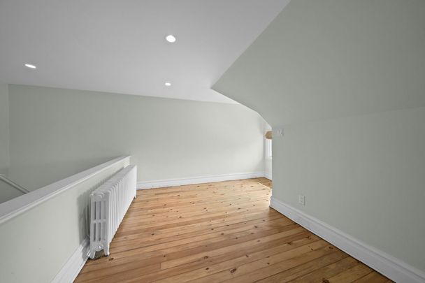 For Lease - 7 Inglewood Place, Dows Lake - Civic Hospital and Area, Ontario - Photo 1