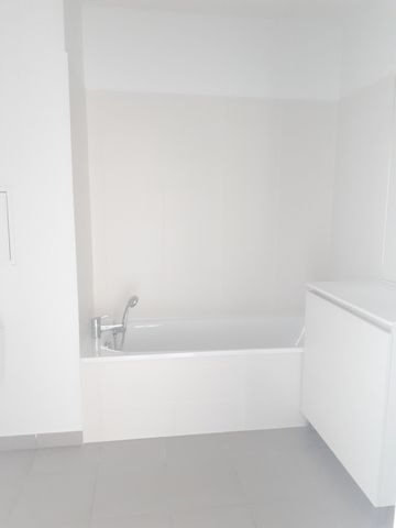 Location Appartement 2 pièces 40m² VENISSIEUX 69200 - Photo 4