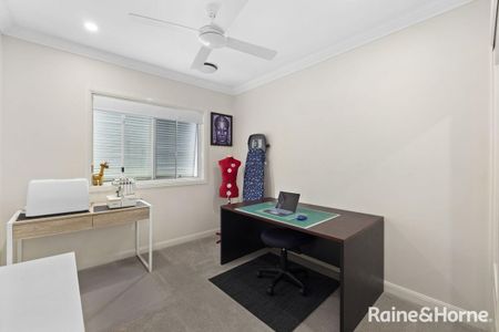 Stunning Townhouse in Central Toowong! - Photo 5