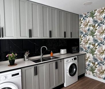 Calle Roma, Madrid, Community of Madrid 28028 - Photo 3