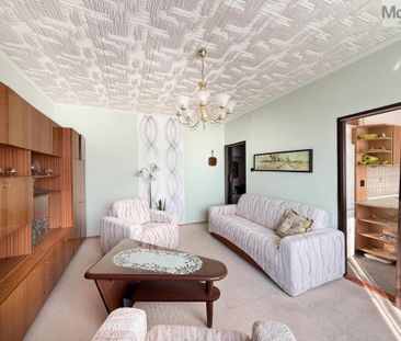 Pronájem bytu 2+1 54 m2 - Photo 1