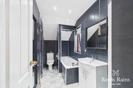 9 Knocklofty Court, Belfast, BT4 3NF - Photo 5