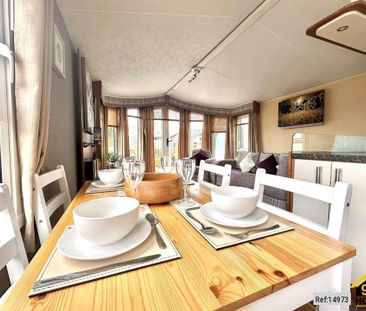 3 bed Park Home in Park Road , Birchington, CT7 0BL - Photo 1