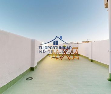 Apartamento de alquiler en Calle de Rosalía de Castro, Puente Tocinos - Photo 1
