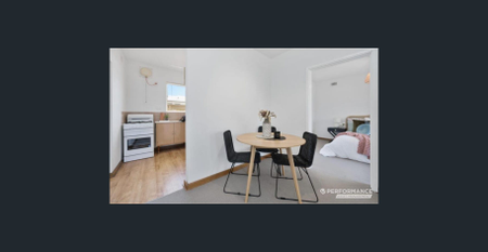 Tranquil Coolbinia Living – Modern Comfort in a Prime Locale - Photo 4