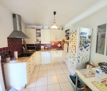 AIX LA DURANNE DUPLEX MEUBLE 100M2 JARDIN, - Photo 1