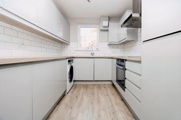 2Bedrooms, 1Bathrooms - Photo 1