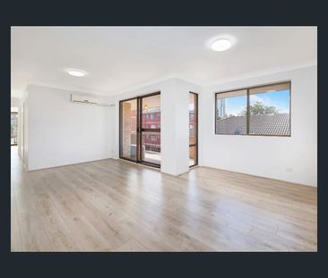 10/10 Early Street, Parramatta, NSW 2150 - Photo 6