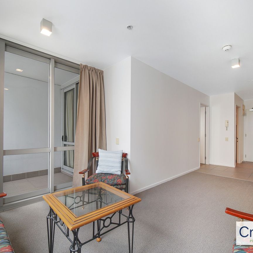 Modern 1-Bedroom Apartment in Auckland CBD. Fully Furnished! - Photo 1