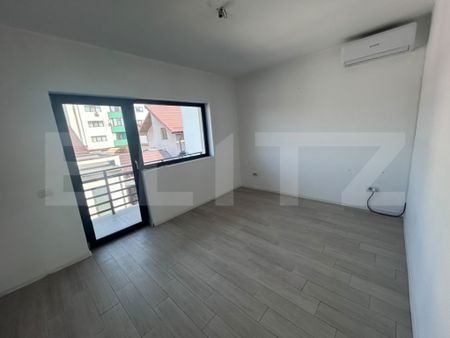 Casa cu 4 camere, P+1, cartier Damila - Photo 3