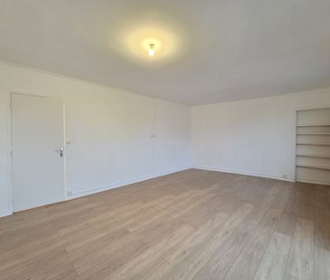 Location Appartement 3 pièces 66m² TROYES 10000 - Photo 3