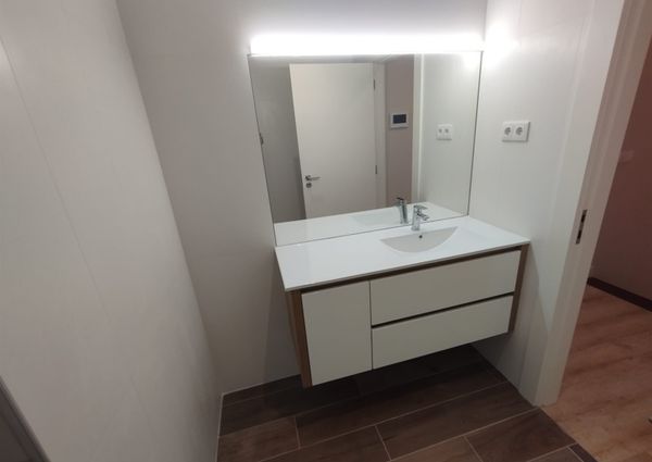 Apartamento T3 com Terraço no Centro do Porto