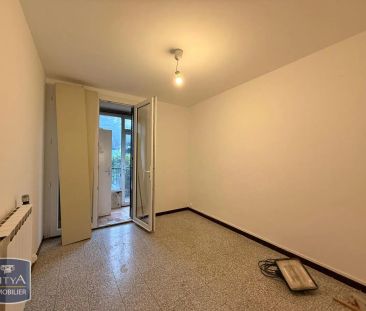 Appartement à louer 4 pièces 66.8m² - Photo 2