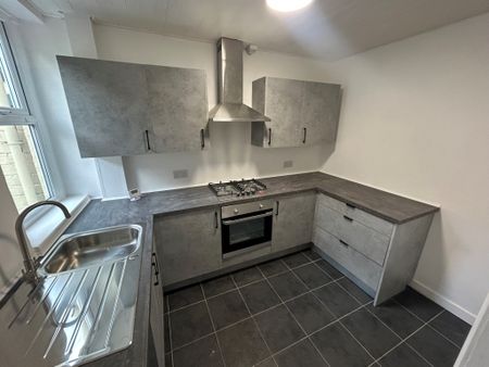 Esher Road, Liverpool, L6 - Photo 2