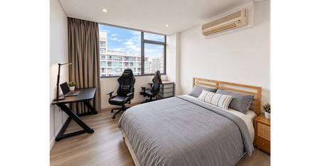 Spacious Furnished Penthouse in the Heart of Waterloo - Photo 3