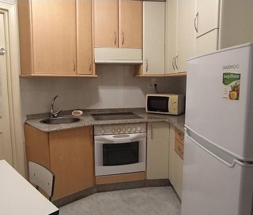 Piso de alquiler en Rúa Cardenal Quevedo, 21, Centro - Photo 3