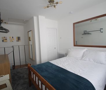 1 Bedroom | 12 Bedford Mews, PL4 8JL - Photo 4