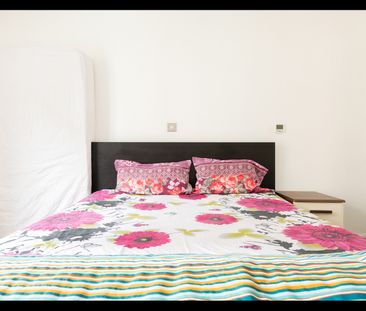 1 Bed Flat, The Oxygen, E16 - Photo 6