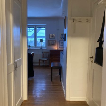 Ljus och välplanerad mini 2:a på Kungsholmen med panoramautsikt! - Photo 5