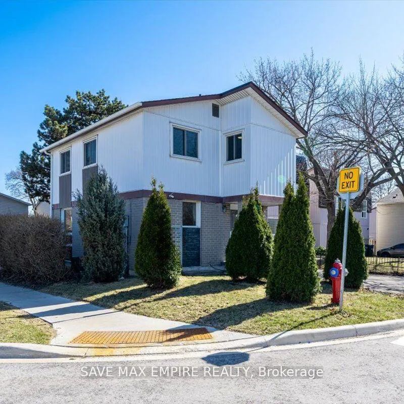 18 HASTING SQUARE - Photo 1