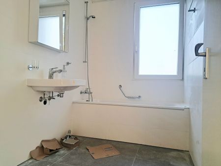 LEVANT 2A, 2.5 room apartment completely renovated - Photo 5