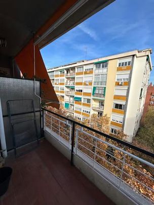 Carrer de Benet Mateu, Barcelona, Catalonia 08034 - Photo 1