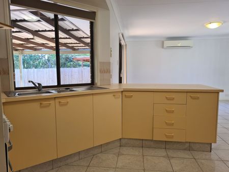 43 Passerine Drive, 4123, Rochedale South Qld - Photo 3