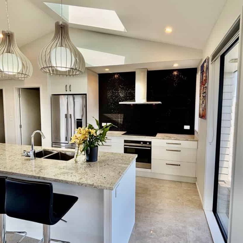 Stunning Rural Views and Entertainers Kitchen (4 Bedrooms) - Photo 1