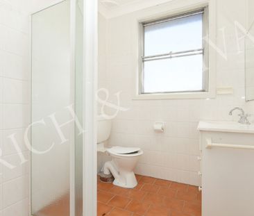9B/25 Etonville Parade, Ashfield - Photo 1