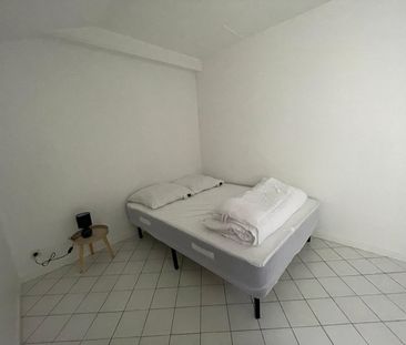 APPARTEMENT T2 MEUBLÉ AVEC COURETTE - QUARTIER SAINT PIERRE - Photo 6