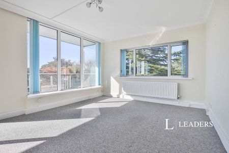 3 bedroom apartment to rent - Photo 4