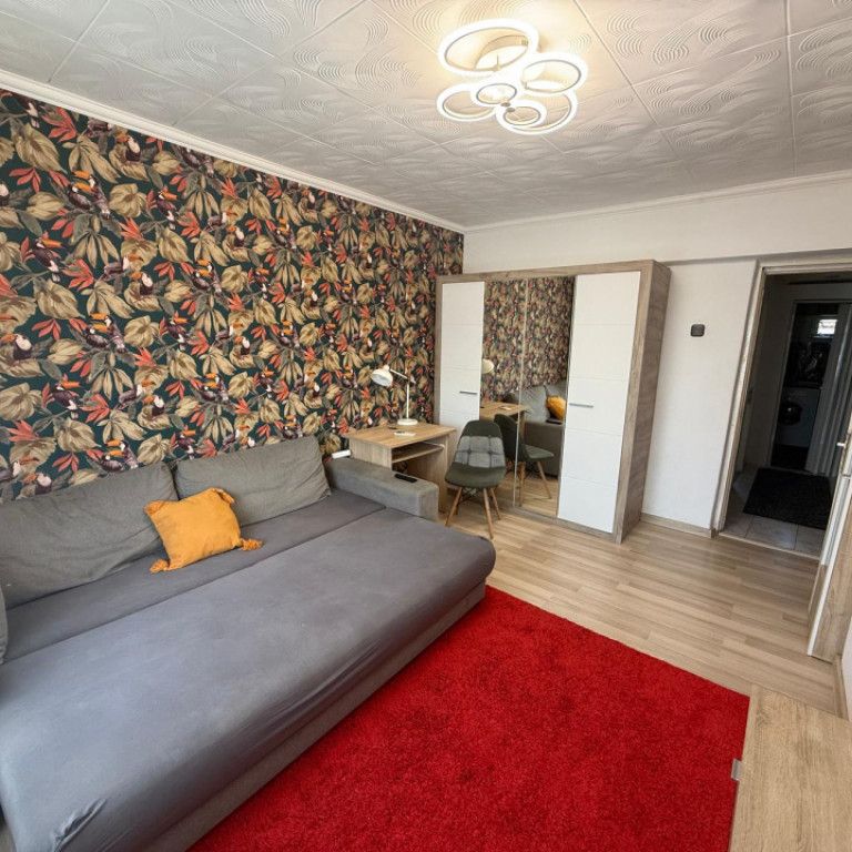 Garsonieră decomandată, 30 mp, zona Ultracentrală - Prim? - Photo 1