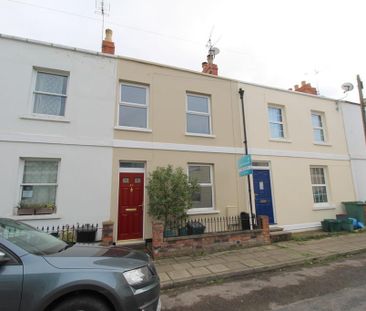 2 bedroom terraced house to rent - Photo 4