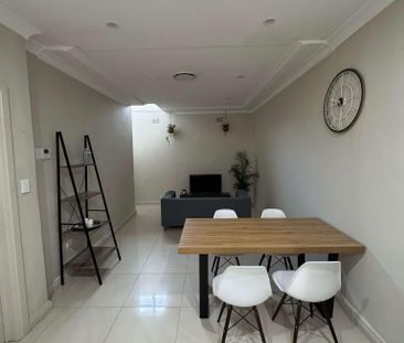 Gladesville - Photo 5